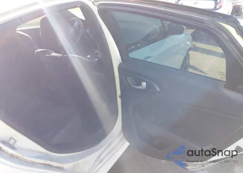 2015 Chrysler 200 S z USA, uszkodzony, nr VIN 1C3CCCBG7FN581142